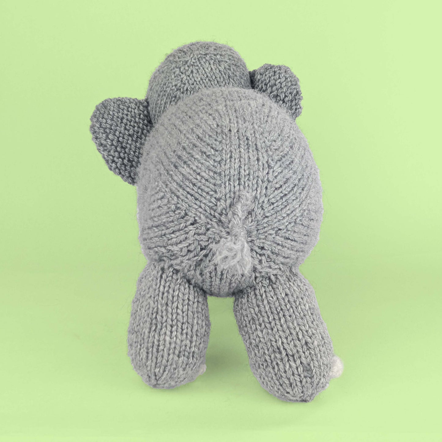 Peanut Butter the Elephant Knitting Pattern