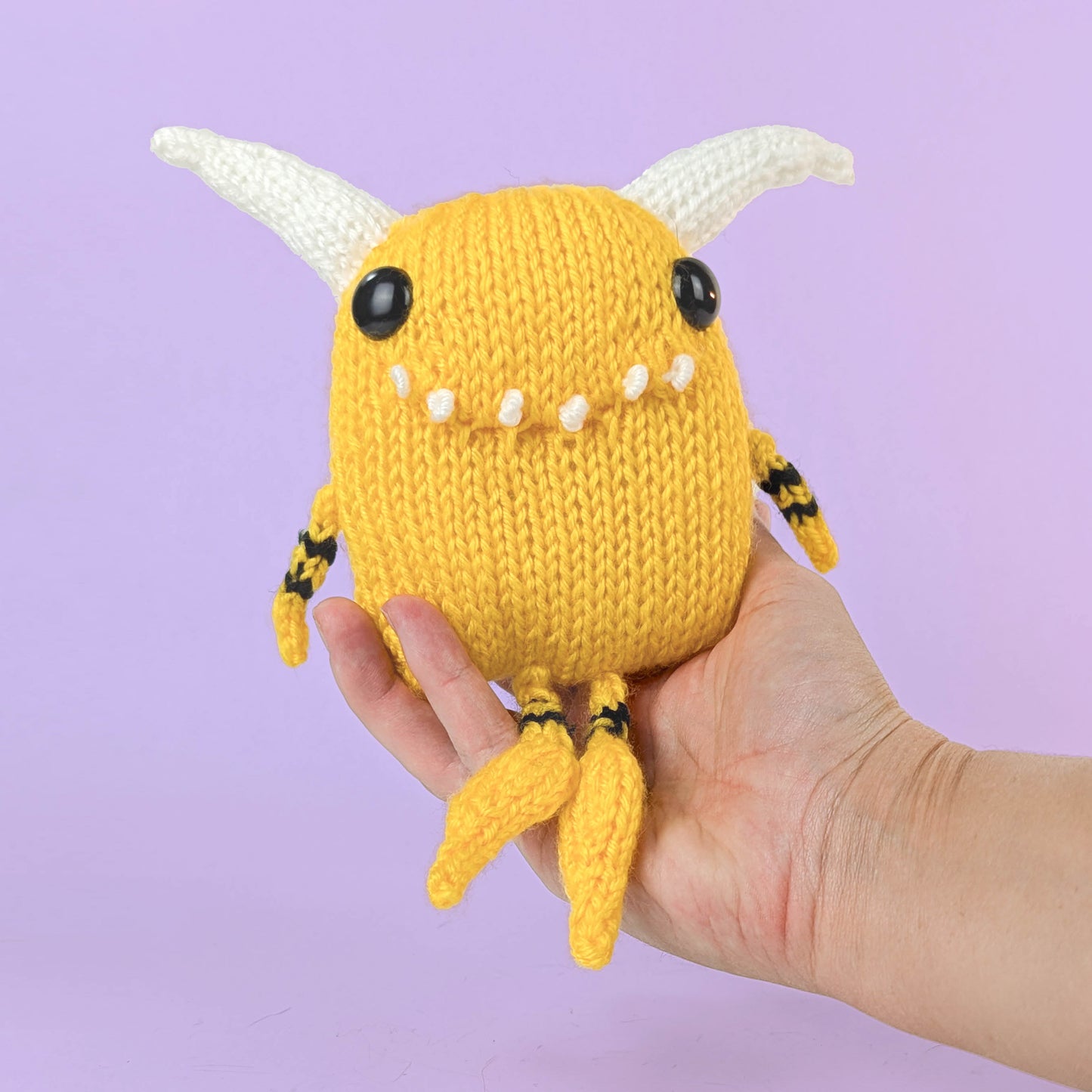 Slipper Monster Knitting Kit