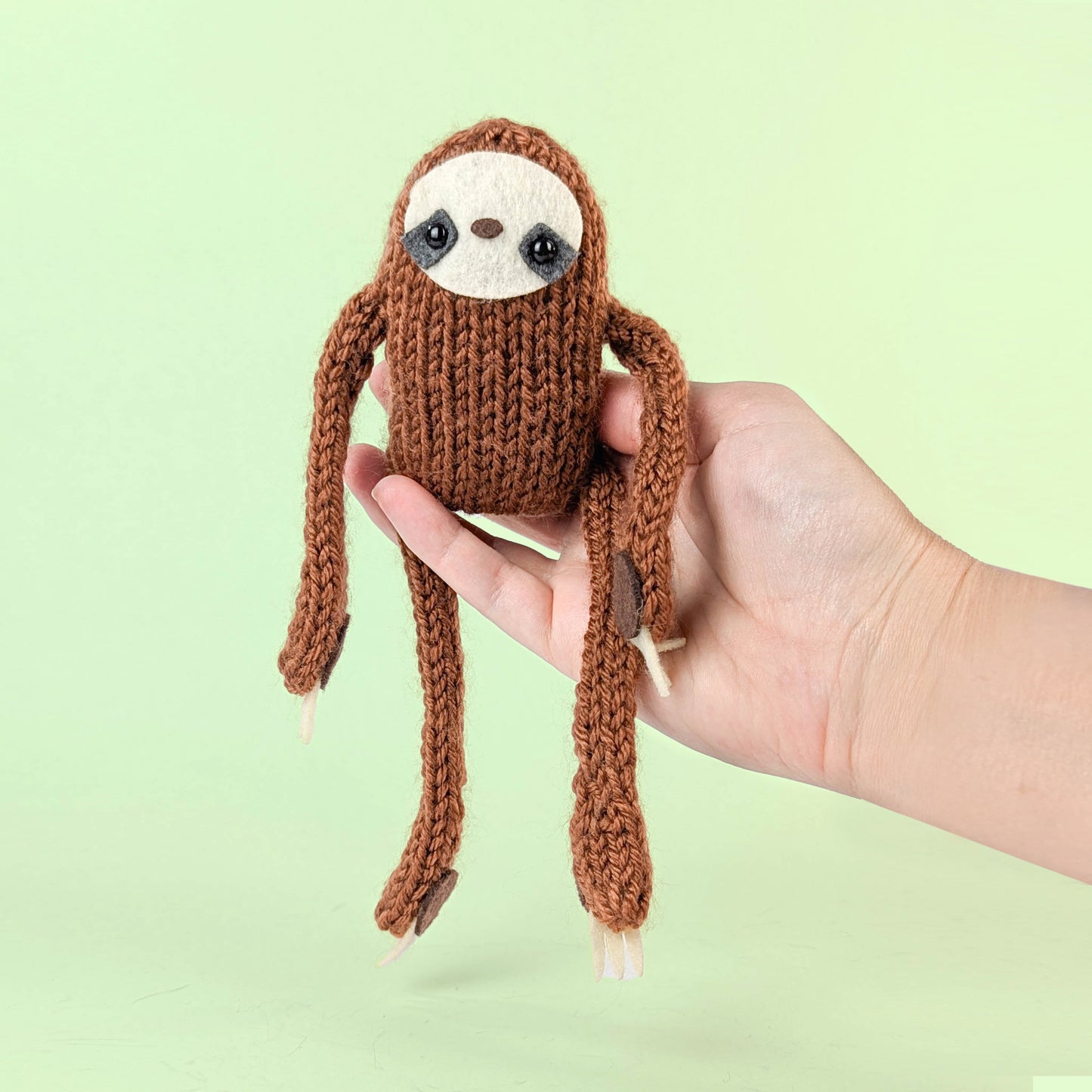 Snuggly Sloth Knitting Kit