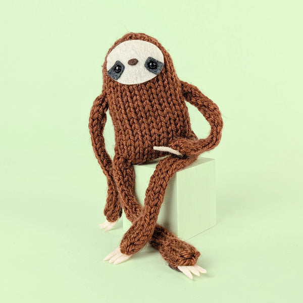 Snuggly Sloth Knitting Pattern