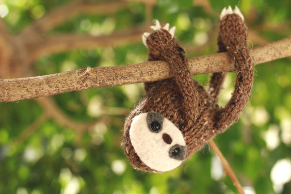 Snuggly Sloth Knitting Pattern